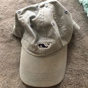 Vineyard vines hat